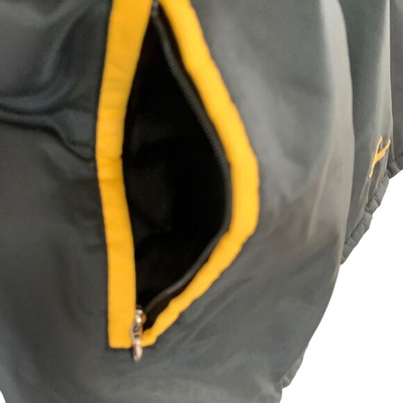 Vintage Bombardier Sportswear Winter Snowmobile Jacket Women’s size Large USA - Picture 10 of 15